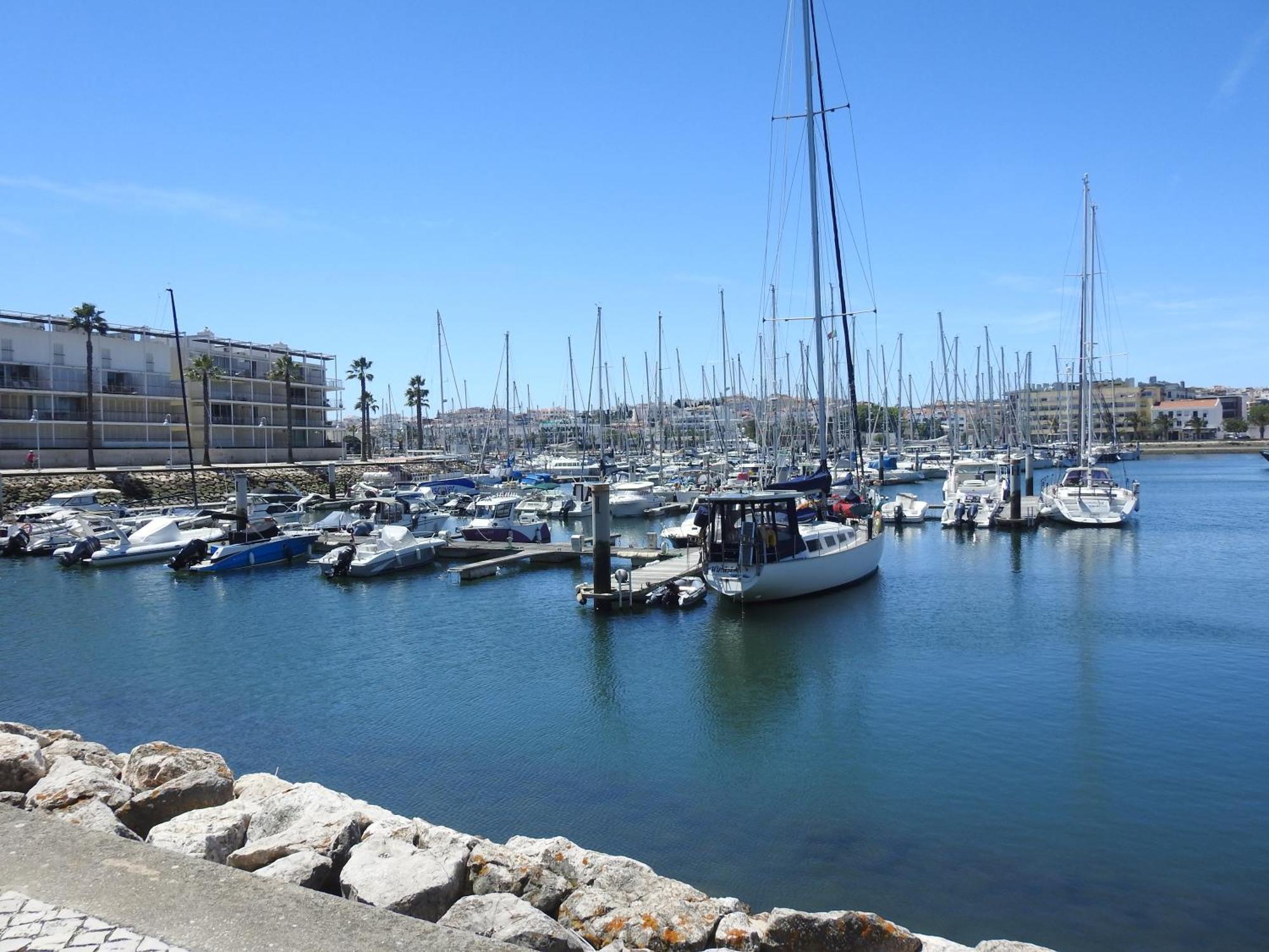 Kates Place By Lagos Marina Exterior photo