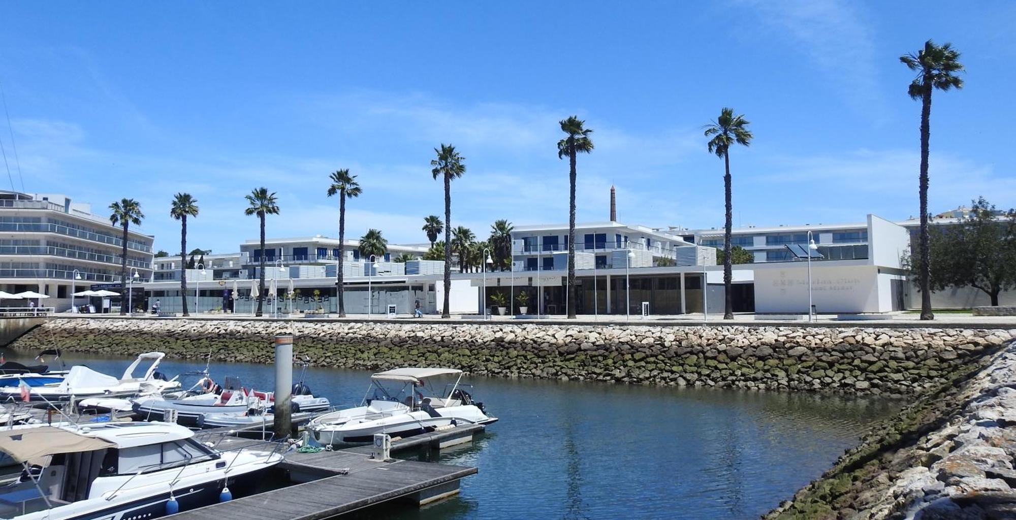Kates Place By Lagos Marina Exterior photo